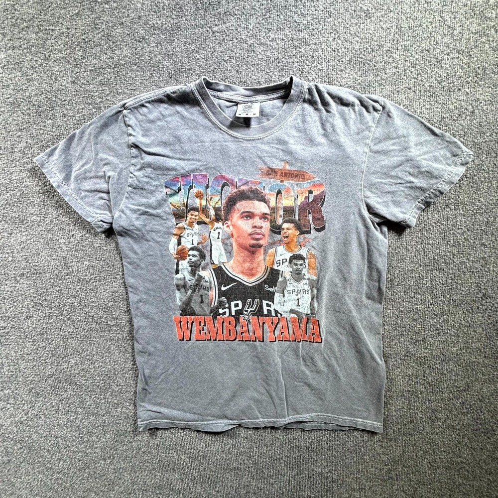Comfort Colors T-Shirt Men's M Gray Victor Wembanyama Graphic San Antonio Spurs